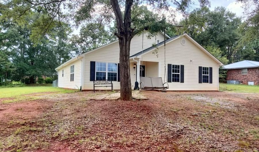 209 Springview Dr, Anderson, SC 29625 - 3 Beds, 2 Bath