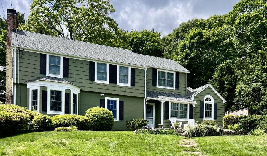 88 Five Mile River Rd, Darien, CT 06820 - 4 Beds, 3 Bath