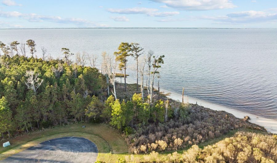 115 Pin Oak Ct, Beaufort, NC 28516 - 0 Beds, 0 Bath