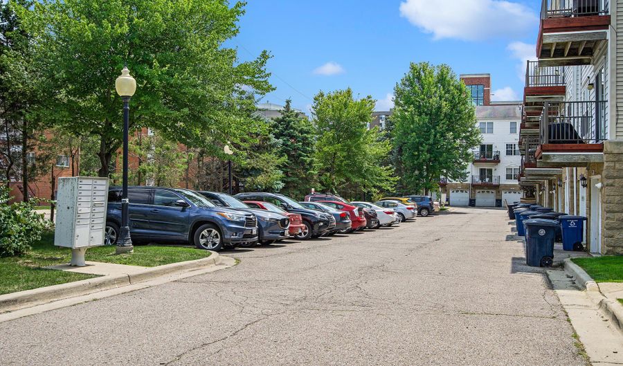 1155 Freesia Ct, Ann Arbor, MI 48105 - 2 Beds, 2 Bath