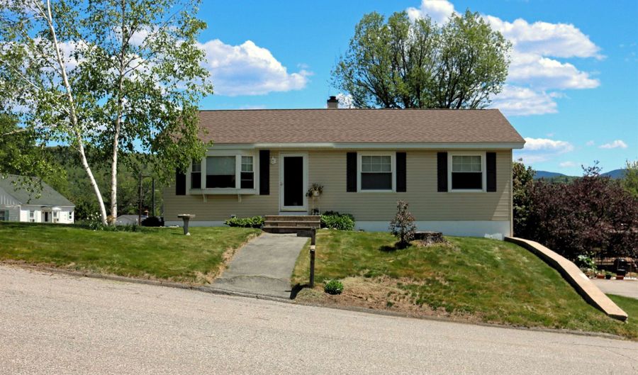 152 Howard St, Berlin, NH 03570 - 3 Beds, 2 Bath