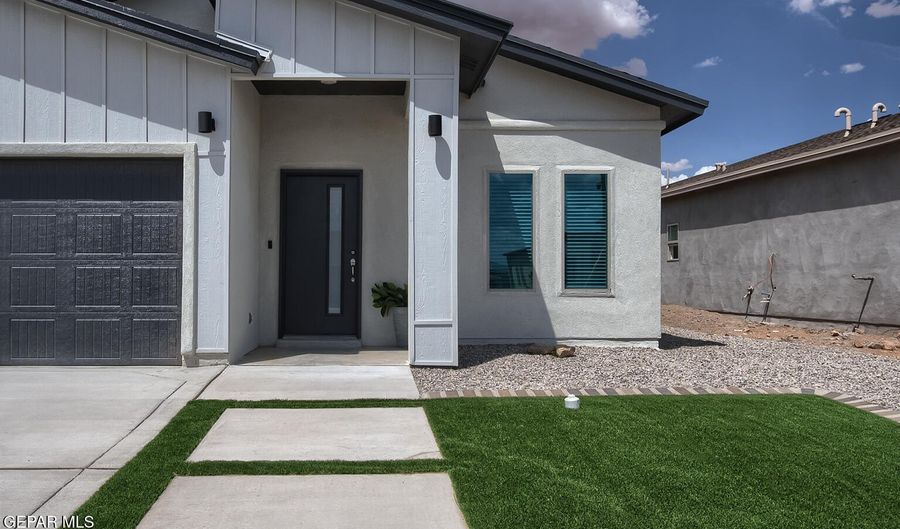1041 Sidonia Pl, Socorro, TX 79927 - 4 Beds, 2 Bath