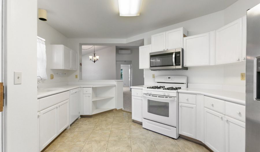 91-1035 Holi St, Kapolei, HI 96707 - 3 Beds, 2 Bath