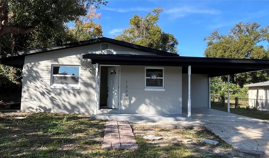 1208 HELEN St, Apopka, FL 32703 - 3 Beds, 2 Bath