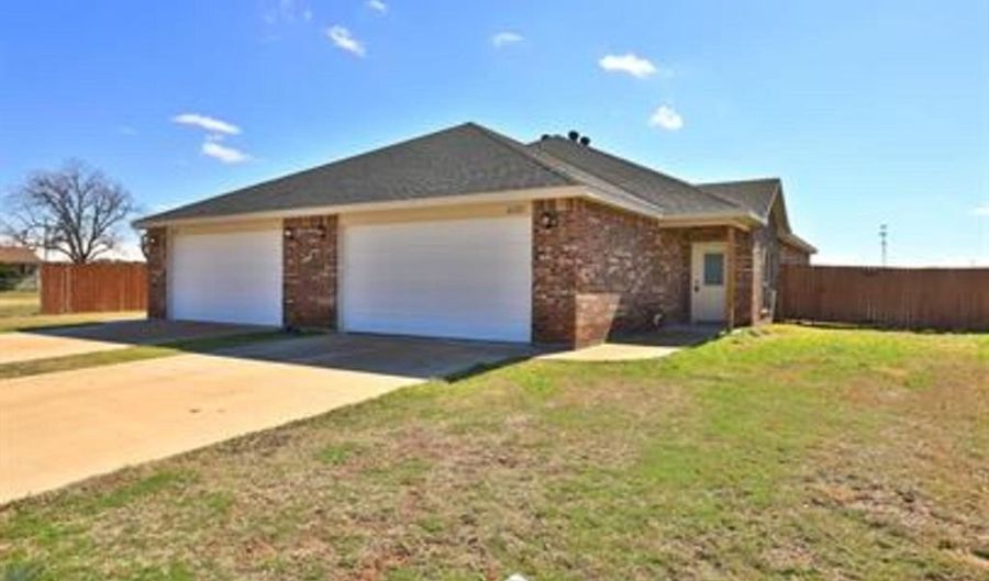 6021 Jennings Dr, Abilene, TX 79606 - 3 Beds, 2 Bath