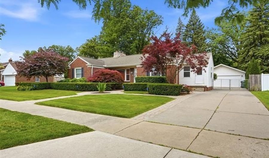 6354 Shenandoah Ave, Allen Park, MI 48101 - 3 Beds, 3 Bath