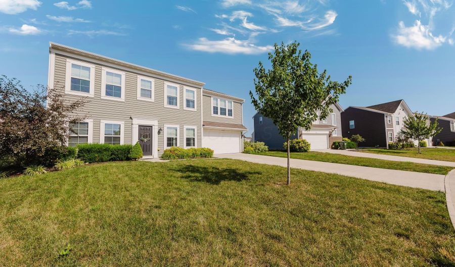 5010 Pettibone Pl, Ashville, OH 43103 - 4 Beds, 3 Bath