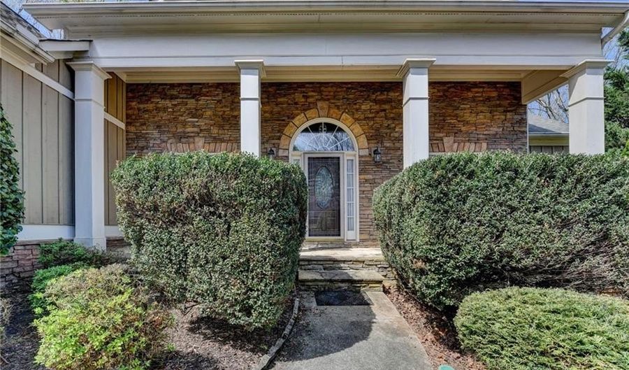 8780 Waterside Dr, Ball Ground, GA 30107 - 3 Beds, 2 Bath