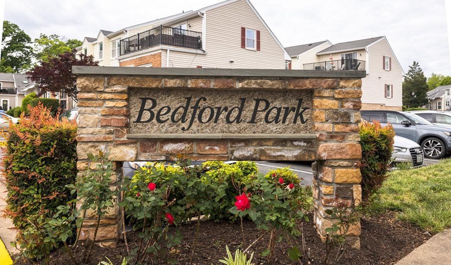 98- A N BEDFORD St #A, Arlington, VA 22201 - 1 Beds, 1 Bath