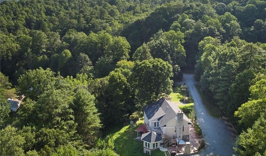 1644 Broadstone Rd, Banner Elk, NC 28604 - 4 Beds, 5 Bath