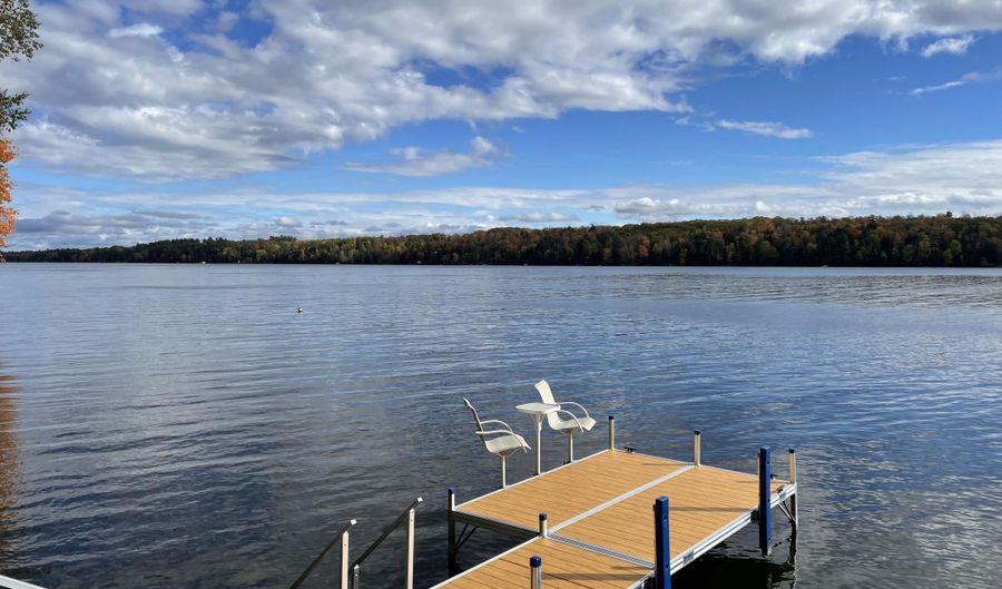 4 Tabert Ln, Belgrade, ME 04917 - 2 Beds, 2 Bath