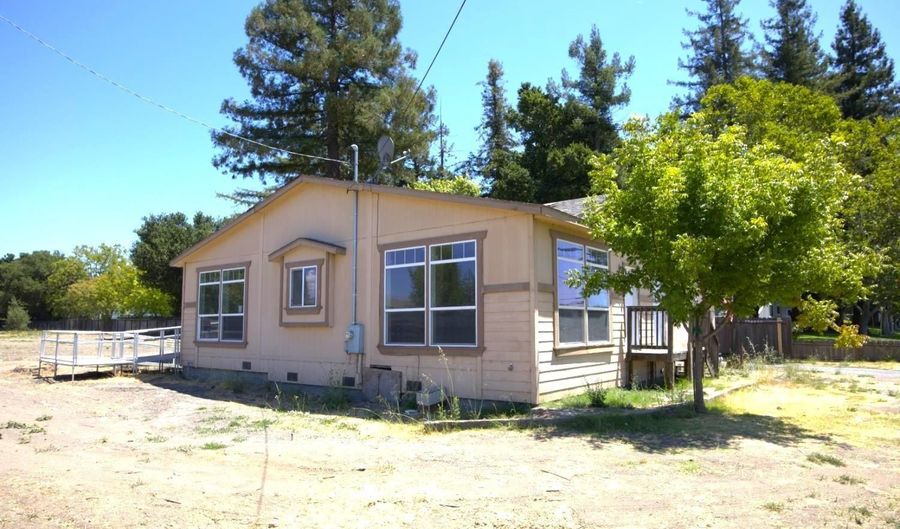 5320 Old Redwood Hwy, Santa Rosa, CA 95403 - 3 Beds, 2 Bath