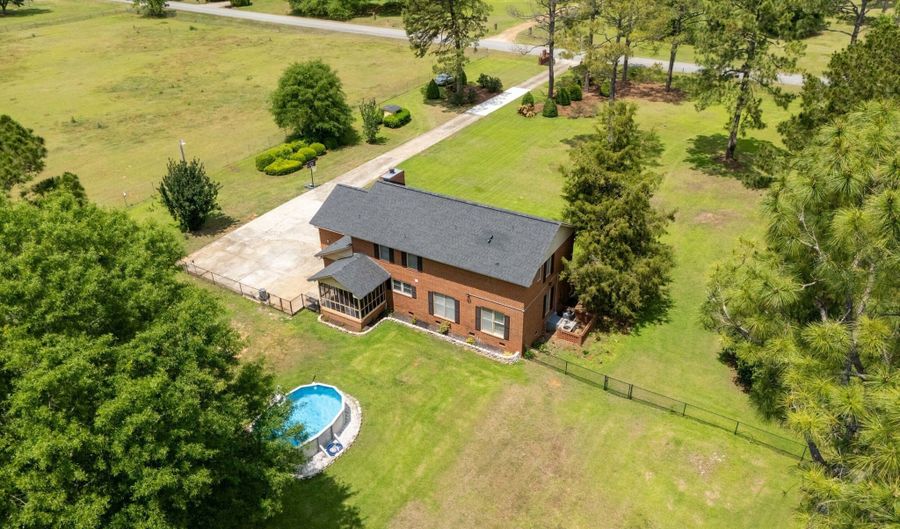 5004 Edith, Albany, GA 31721 - 5 Beds, 3 Bath