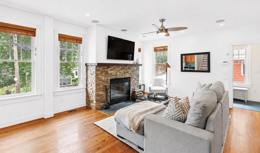 5213 CATHEDRAL Ave NW, Washington, DC 20016 - 6 Beds, 4 Bath