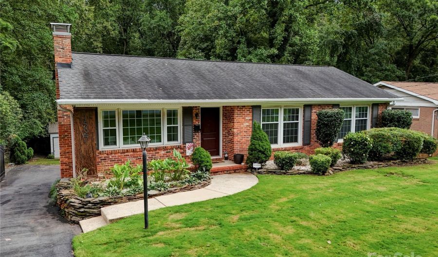 1527 Burnley Rd, Charlotte, NC 28210 - 3 Beds, 2 Bath