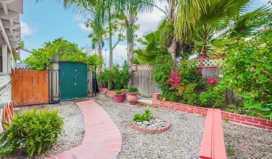 1441 Peacock Blvd, Oceanside, CA 92056 - 2 Beds, 1 Bath