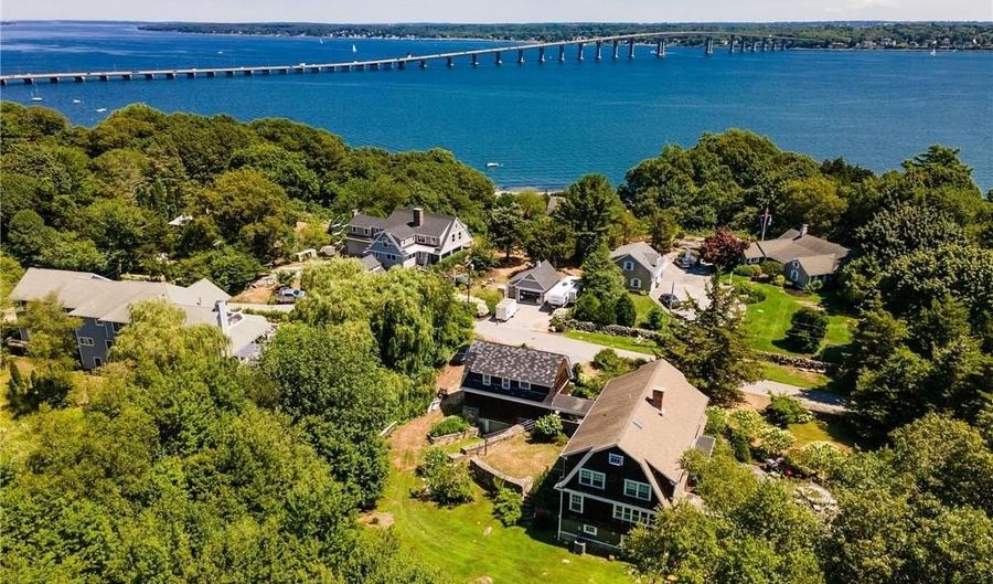 170 Lloyd Rd, North Kingstown, RI 02874 - 4 Beds, 3 Bath