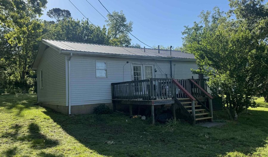 110 Mounds St, Arlington, KY 42021 - 2 Beds, 1 Bath