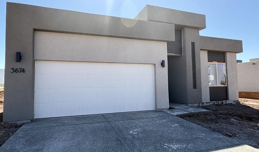 3674 Red Arroyo Dr, Alamogordo, NM 88310 - 3 Beds, 2 Bath