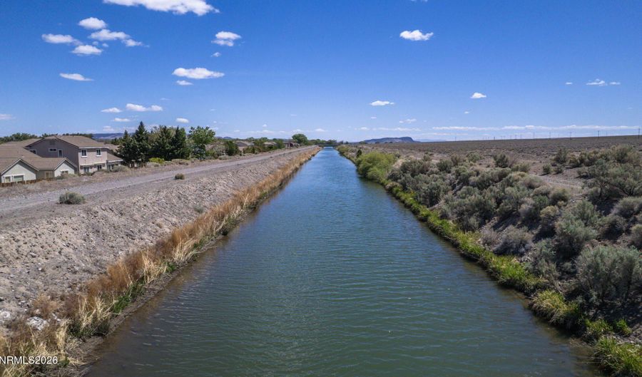 1334 Rouge River Rd, Fernley, NV 89408 - 4 Beds, 3 Bath