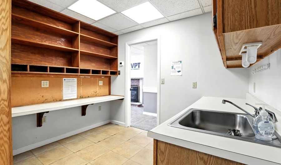 40 S River Rd 56, 58, Bedford, NH 03110 - 0 Beds, 0 Bath