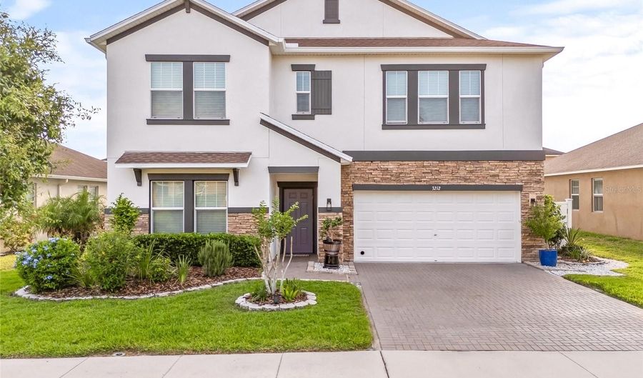 3212 CALVANO Dr, Land O Lakes, FL 34639 - 5 Beds, 4 Bath