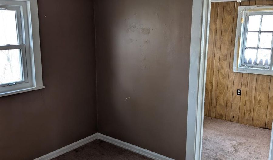 7030 Wilmington Pike, Aurora, IN 47001 - 3 Beds, 1 Bath