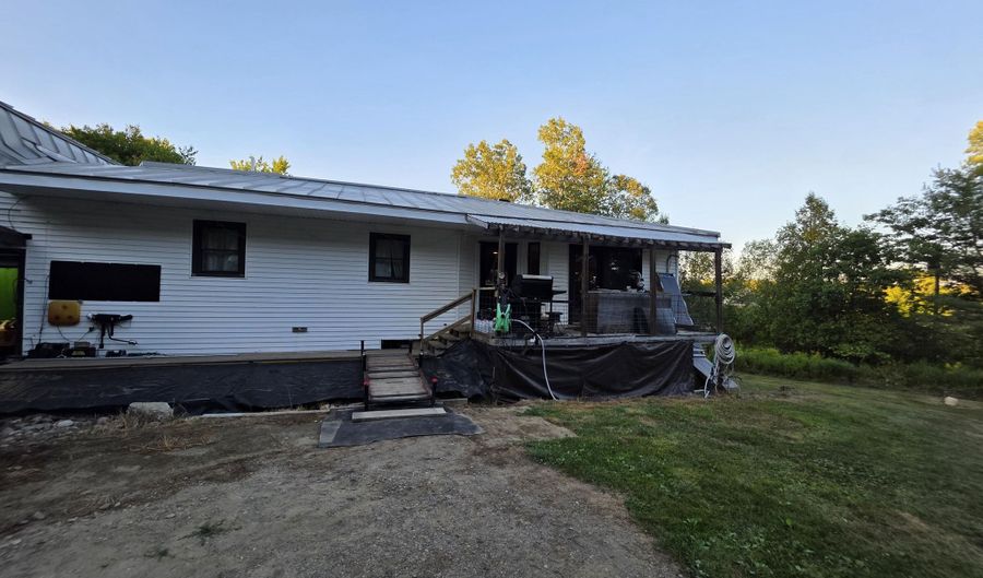 22 Boardman Way, Belfast, ME 04915 - 3 Beds, 1 Bath