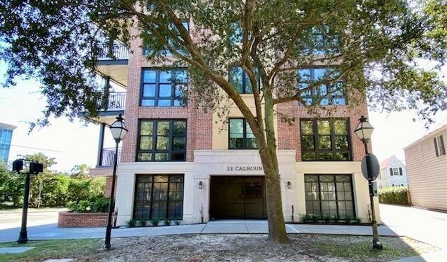 33 Calhoun St 236, Charleston, SC 29401 - 1 Beds, 2 Bath