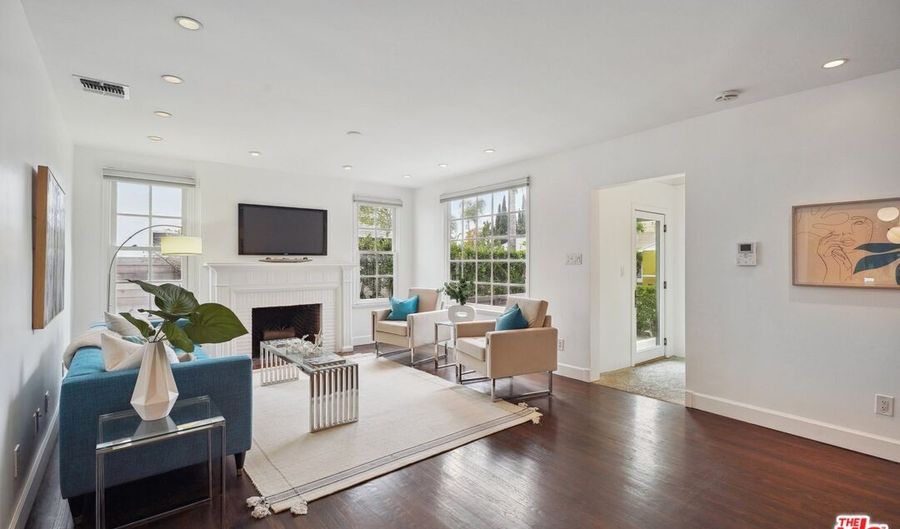 1132 Greenacre Ave, West Hollywood, CA 90046 - 4 Beds, 4 Bath