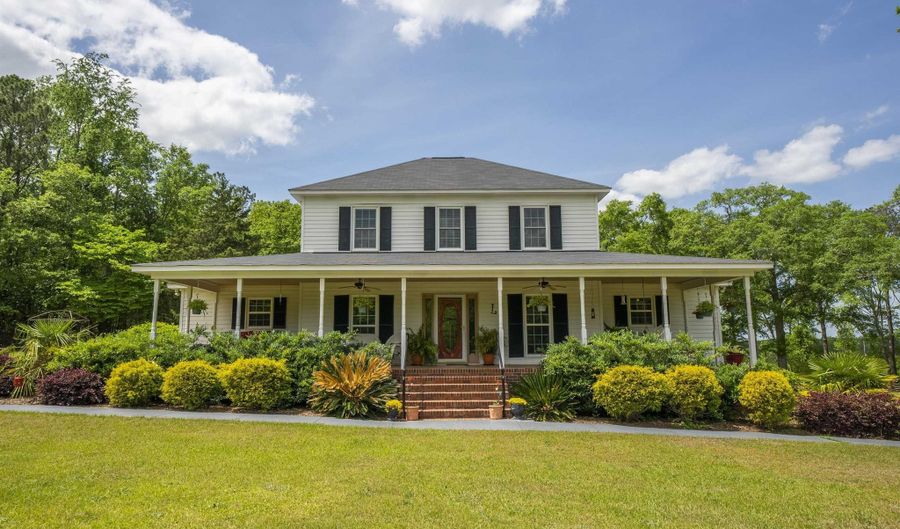 9701 Wilson Blvd, Blythewood, SC 29016 - 4 Beds, 3 Bath