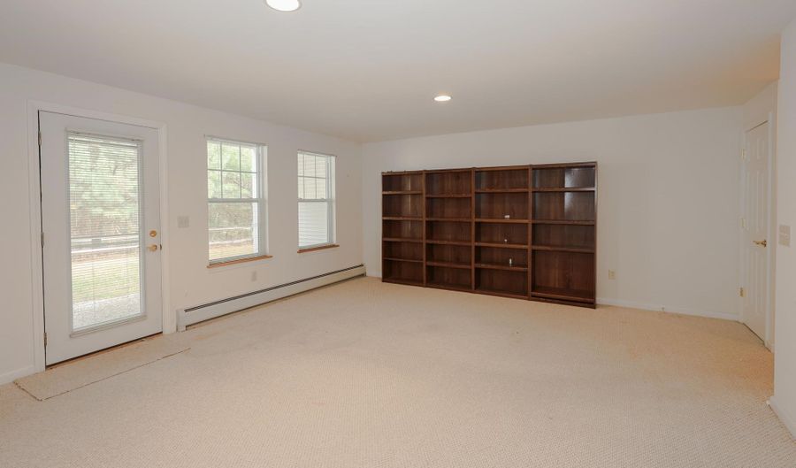 4 Bow Center Rd F2, Bow, NH 03304 - 3 Beds, 4 Bath