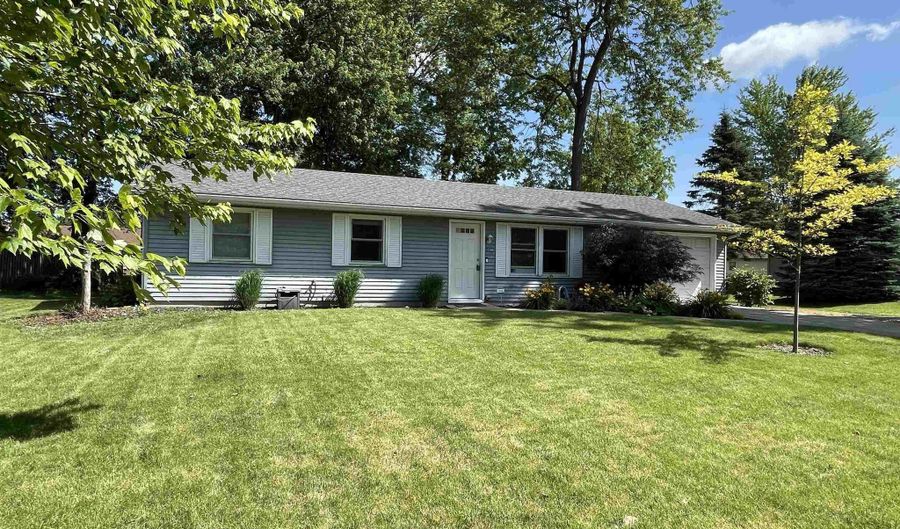 1406 Portage Pass, Auburn, IN 46706 - 3 Beds, 1 Bath