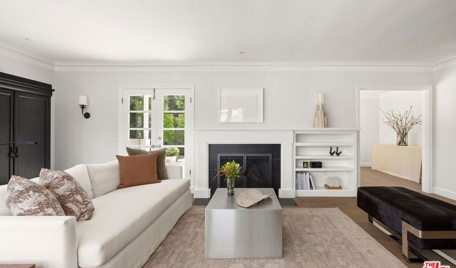 1706 Comstock Ave, Los Angeles, CA 90024 - 2 Beds, 2 Bath