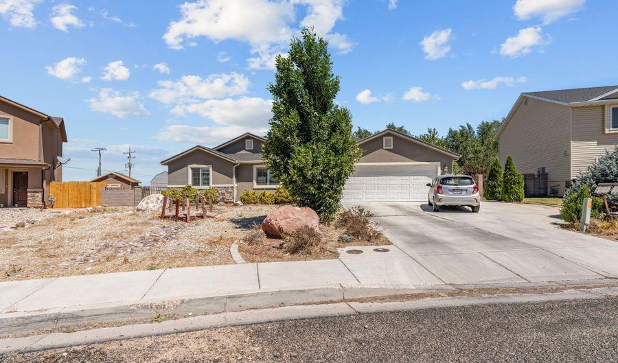 2878 N Clark Pkwy, Cedar City, UT 84721 - 3 Beds, 2 Bath