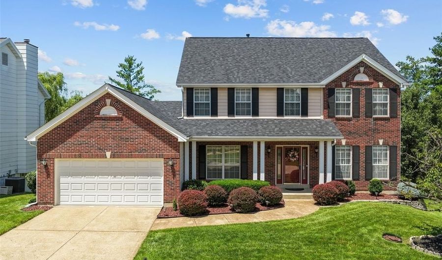 403 Arbor Glen Dr, Ballwin, MO 63021 - 4 Beds, 3 Bath