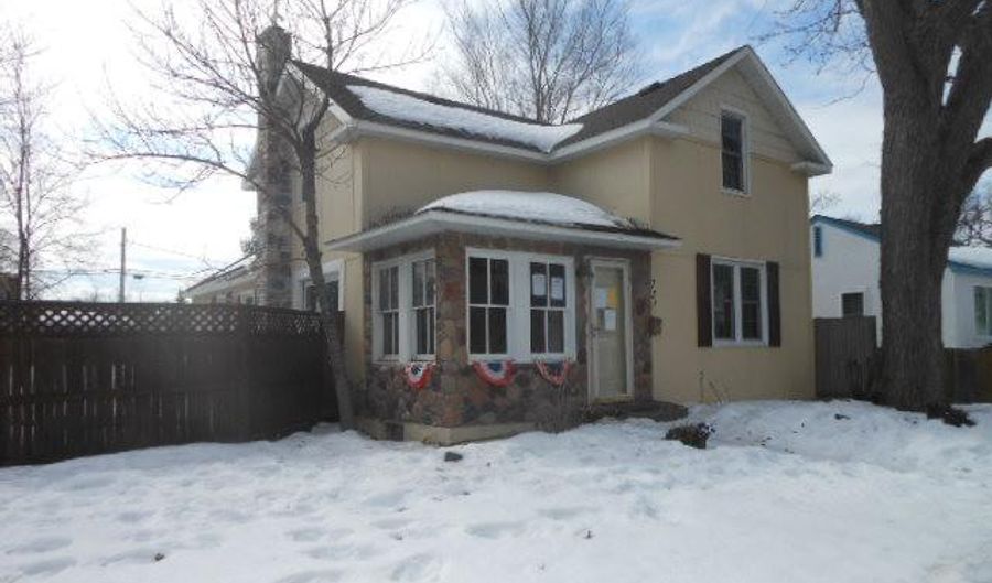 734 Jackson St, Anoka, MN 55303 - 3 Beds, 2 Bath