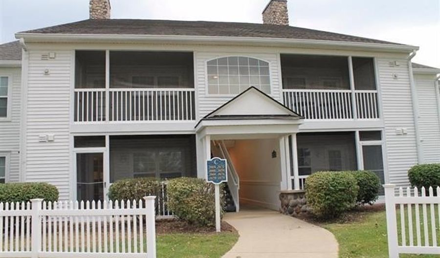 2664 S KNIGHTSBRIDGE Cir, Ann Arbor, MI 48105 - 2 Beds, 2 Bath