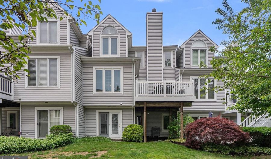 617 MARTINGALE Ln, Arnold, MD 21012 - 4 Beds, 4 Bath