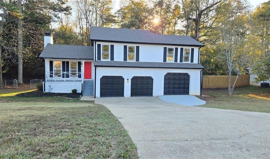 491 Glen Terrace Rd N, Auburn, GA 30011 - 4 Beds, 2 Bath