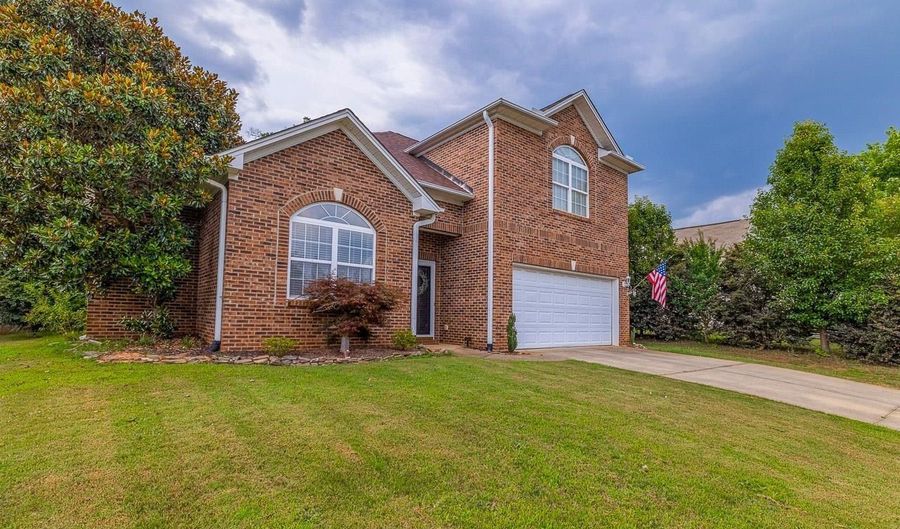 746 Tinder Box Ct, Boiling Springs, SC 29349 - 3 Beds, 3 Bath