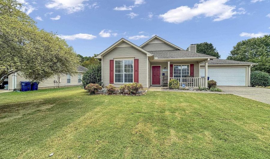 144 PALM Dr, Alabaster, AL 35007 - 3 Beds, 2 Bath