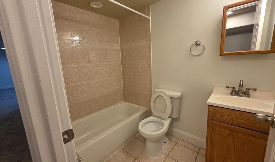 3710 E PRATT, Baltimore, MD 21224 - 2 Beds, 4 Bath