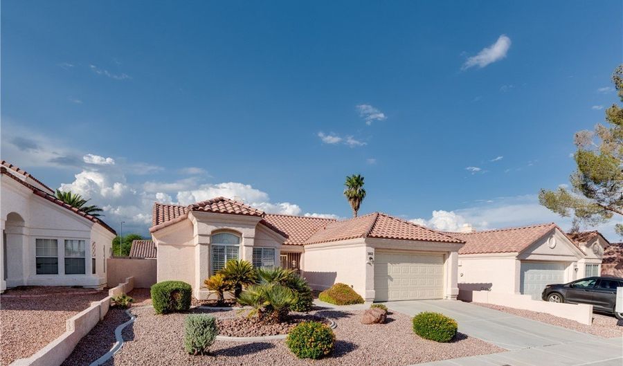 5812 Ventana Dr, Las Vegas, NV 89130 - 3 Beds, 2 Bath