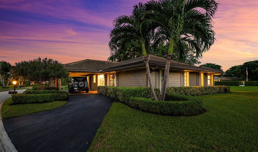 629 Cypress Key Cir, Atlantis, FL 33462 - 3 Beds, 2 Bath