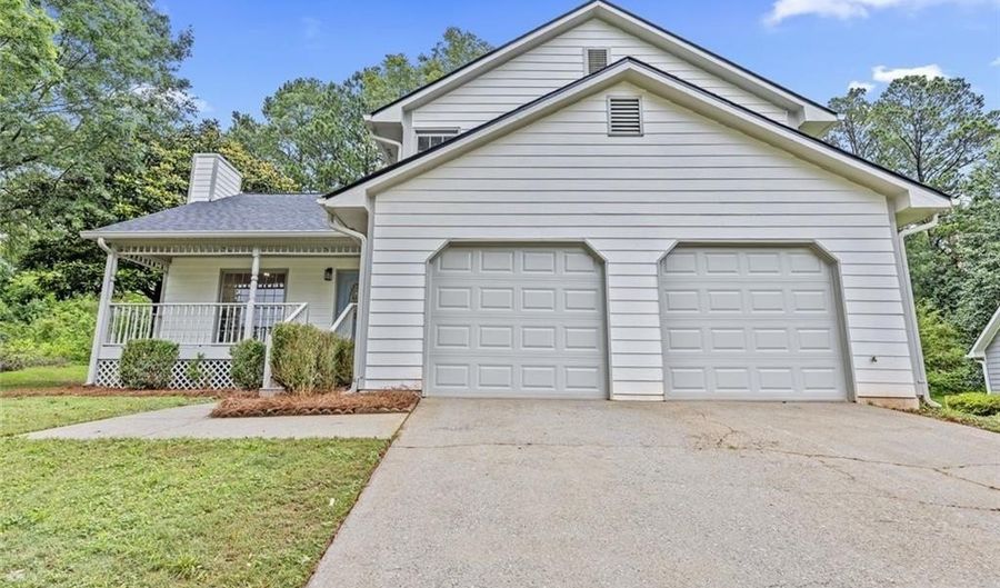 6402 Grafton Ct, Austell, GA 30168 - 4 Beds, 3 Bath