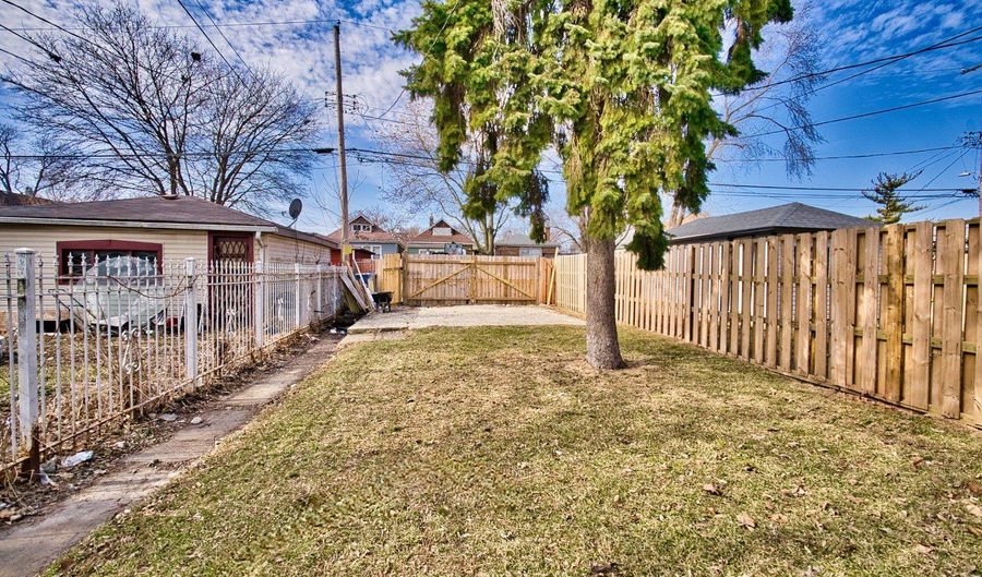 7154 S Honore St, Chicago, IL 60636 - 4 Beds, 2 Bath