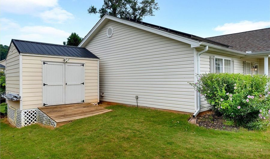 230 Rio Way, Anderson, SC 29625 - 3 Beds, 2 Bath