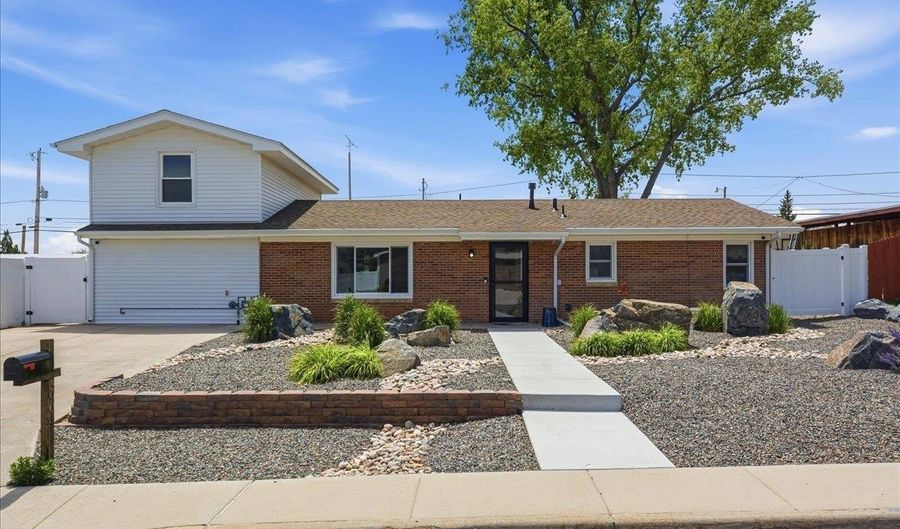 3903 BEVANS St, Cheyenne, WY 82009 - 4 Beds, 2 Bath