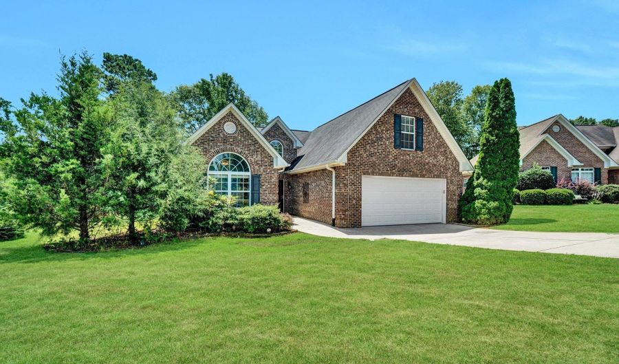 711 Waxwing Ct, Boiling Springs, SC 29316 - 3 Beds, 2 Bath